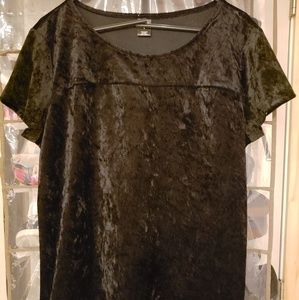 Black crushed velvet tee